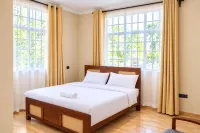 The Valley Retreat - Condos