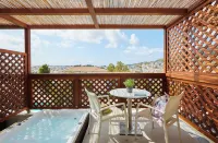 Mystery Skiathos Luxury Residence - Hot Tub