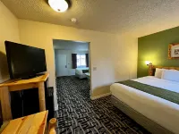 Cody Legacy Inn & Suites - parking