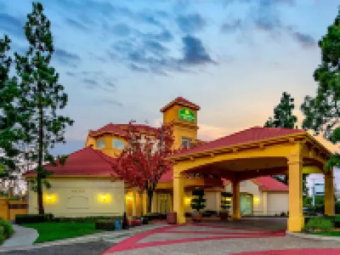 La Quinta Inn & Suites by Wyndham Fremont / Silicon Valley Hotels in Fremont