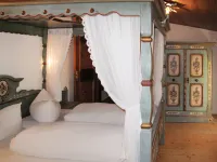 Burg Biedenegg, Niedermontani Hotels in Fliess