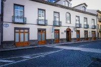 Hotel Camoes Các khách sạn ở Ponta Delgada