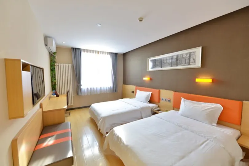 7 Days Premium Hotel (Beijing Gulou Houhai)