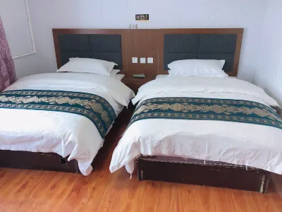 Pu'erbianyuan Hostel Hotel a Gar