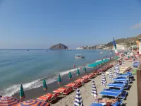 Terrazza Villa La Favola Suite Ischia con vista Hotel in zona Spiaggia dei Maronti