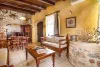 75 m² One Bedroom Maisonette with Roof Access and Panoramic View.
