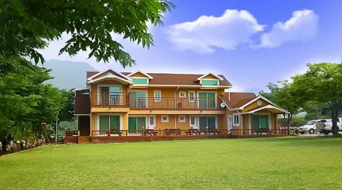 Hongcheon Happiness Garden Pension
