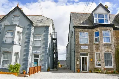 Donnington Guesthouse Hotels near Truro and Penwith College