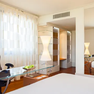 Hilton Garden Inn Florence Novoli Отели рядом с достопримечательностью «Детская больница «Мейер»»