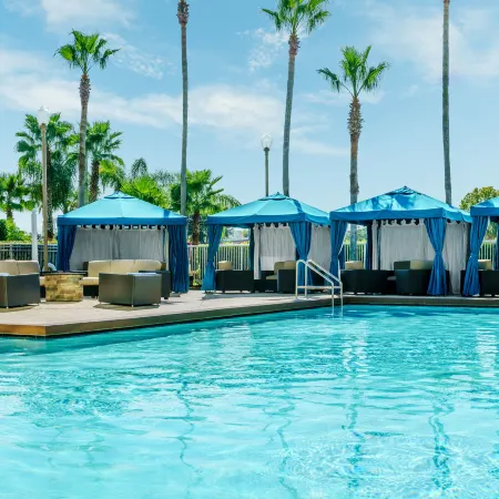DoubleTree by Hilton Orlando Airport Hotel