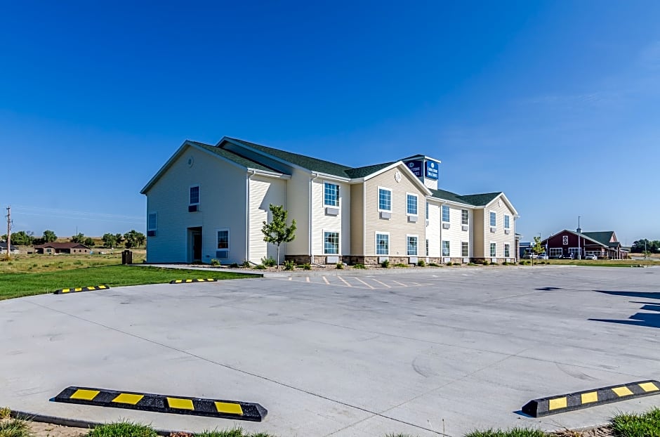 Cobblestone Inn & Suites - Cambridge