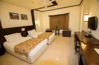 Grand Sarovar Portico, Latur Hotels near Krishna Complex