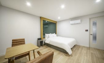 Gimhae Samgye Hotel Raon