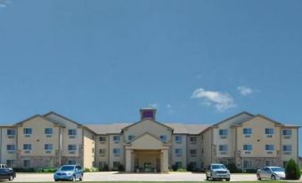 Comfort Suites Delavan - Lake Geneva Area