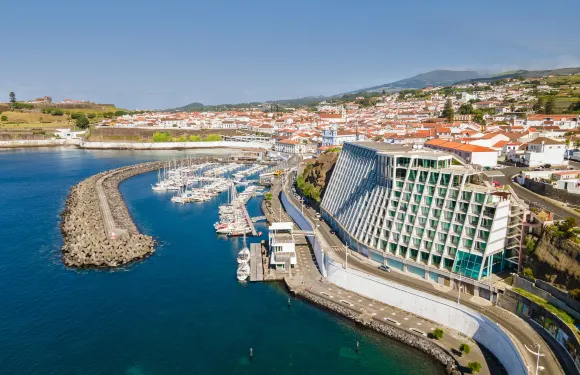 安格拉濱海酒店