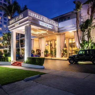 Beverly Hills Plaza Hotel & Spa Отели рядом с достопримечательностью «Сенчури-Сити»