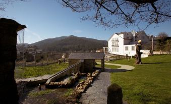 Hotel O Val Do Naseiro - Housity