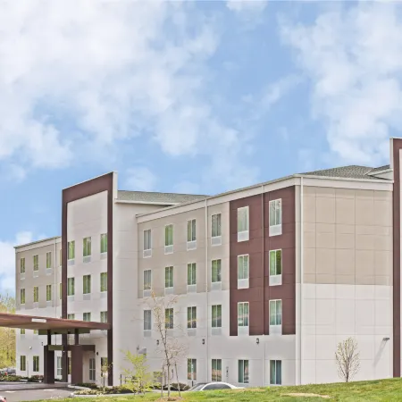 Holiday Inn Express & Suites HARRISBURG S - NEW CUMBERLAND by IHG