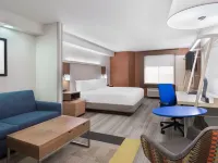 Holiday Inn Express & Suites NEAREST UNIVERSAL ORLANDO by IHG Hotels near Universal Studios Orlando