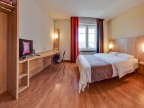 Ibis Sibir Omsk (Ибис Сибирь) Отели в г. 