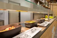 Super 8 by Wyndham Chemnitz - breakfast