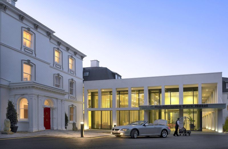 Rochestown Park Hotel & Leisure Centre