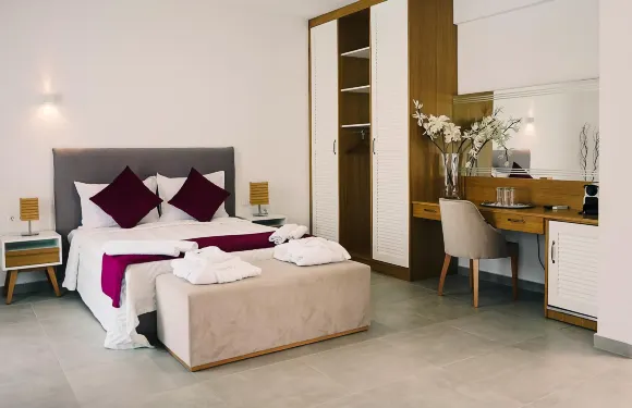 斯塔夫羅斯海灘酒店