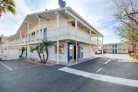 Motel 6-Phoenix, AZ - East Hotels in Phoenix