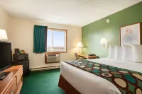 Super 8 by Wyndham West Fargo Main Ave ND - Moteles