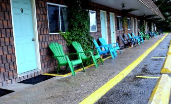 Cedar Lane Motel