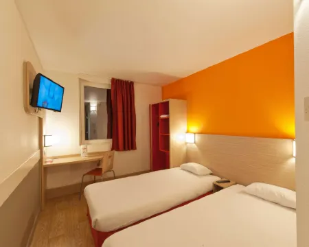 Premiere Classe Sens Nord - Saint CLÉMENT Hotels in Yonne