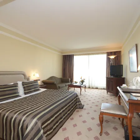 Karaca Hotel