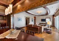 Doubletree by Hilton Van