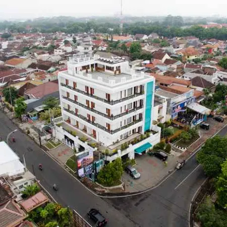 Ratu Homestay Malang