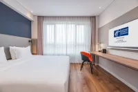 Holiday Inn Express DONGYANG HENGDIAN by IHG