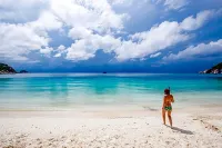 Haadtien Beach Resort