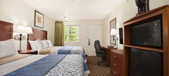 Days Inn by Wyndham Champaign/Urbana Hotels in Champaign