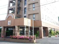 Hotel Crown Hills Nakamura Hotel dekat Aruneya Kotsuga