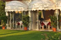 La Quiete Park Hotel - parking