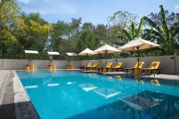 The Thinnai Hotel Jaffna - Pools