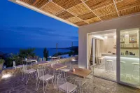 Canal Suites Hotels in Kythnos