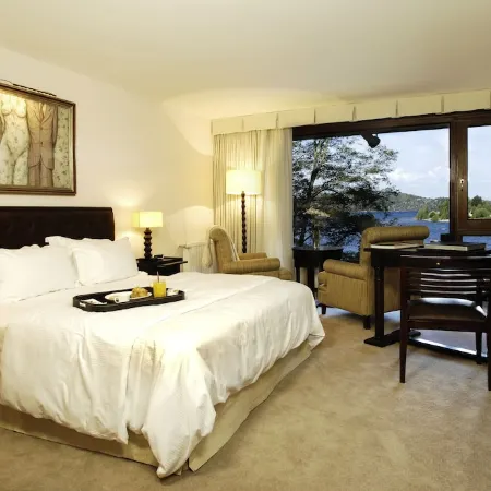 El Casco Art Hotel