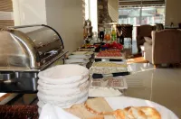 Tehran Boutique Hotel - breakfast