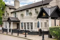 Dukes Head Hotel Hotel dekat Old Coulsdon Congregational Church