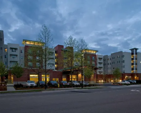 Hyatt House Bellevue Hotels in Bellevue