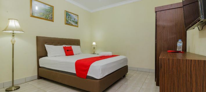 RedDoorz @ Malalayang 2 Manado Hotels in Manado
