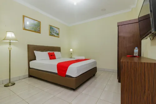 RedDoorz @ Malalayang 2 Manado - Pensions