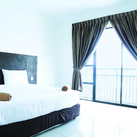 Marina Heights Resort