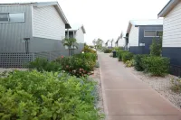 Aspen Karratha Village - parking