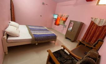 Hotel Shri Mahant Orchha 5 Mint Walking from Ram Raja Temple